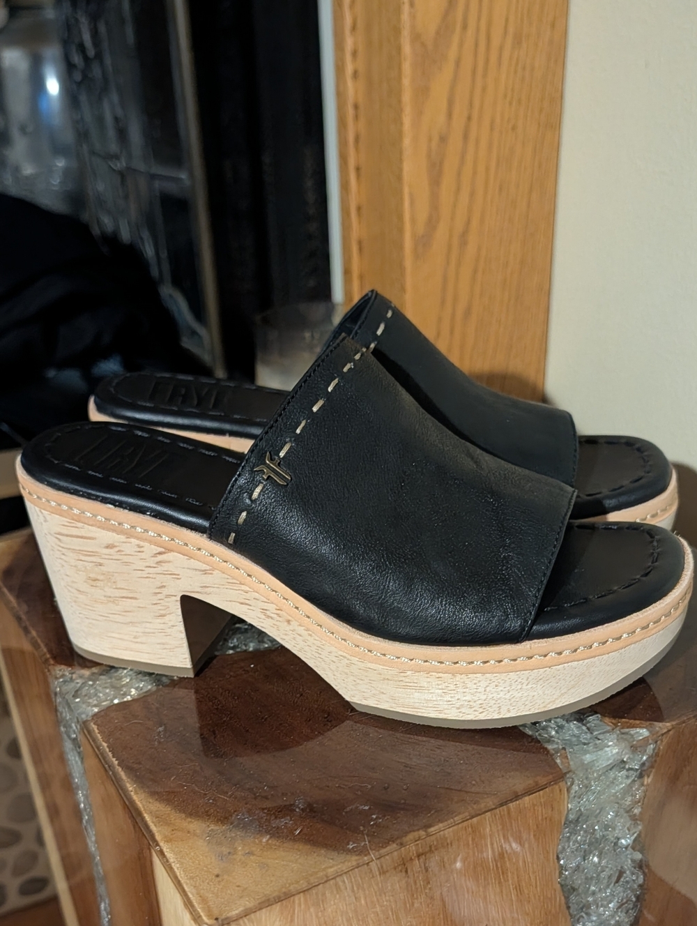 Frye Hazel 2 Platform Slides sz 8 in Black Leather & Natural Wood - Picture 5 of 16